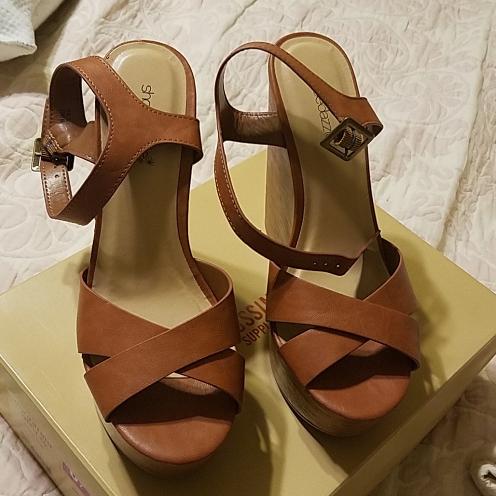 Wedge platforms
